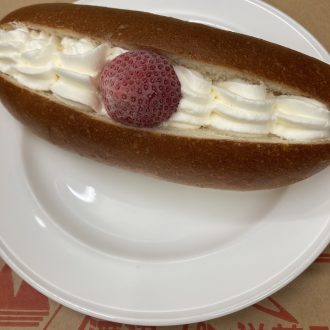 『生クリームケーキパン』限定販売‼